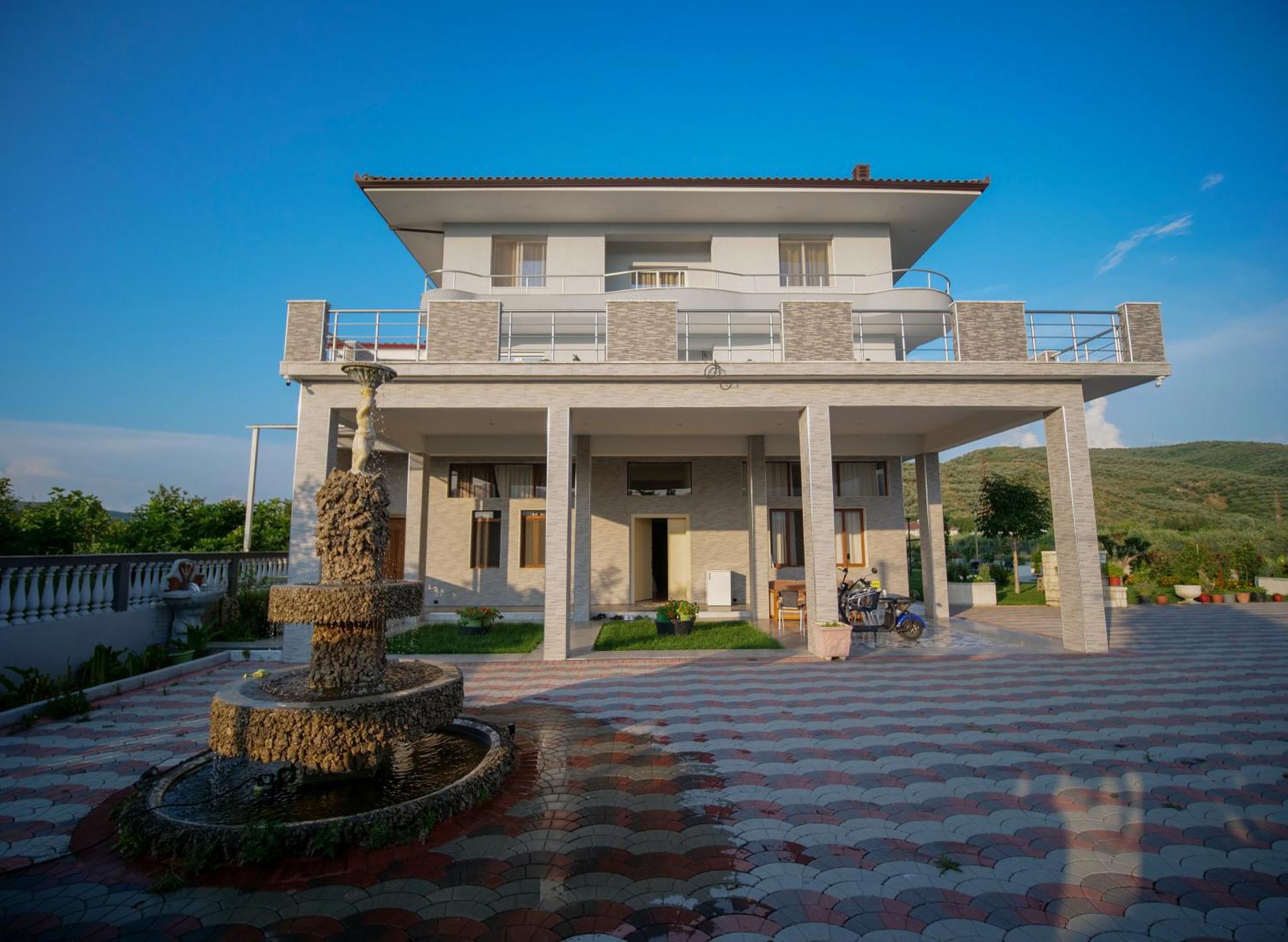 Hanna & Solei Hotel Berat Exterior photo